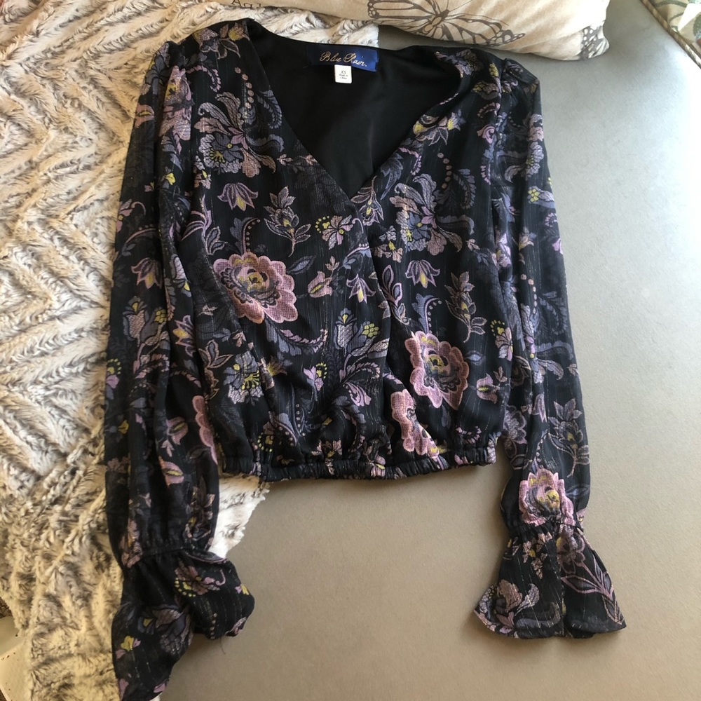 Floral print blouse